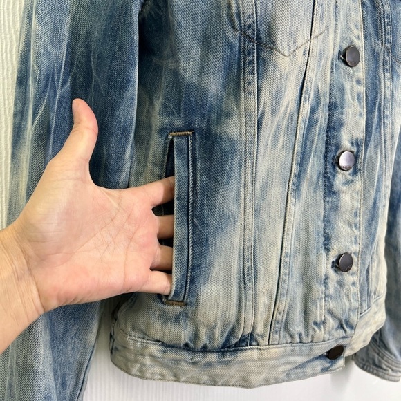 Express - Distressed Button Up Stonewashed Long Sleeve Jean Jacket Size XS - Picture 5 of 12